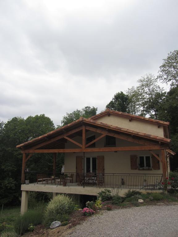 Les Cimes Bed & Breakfast Saint-Pierre-de-Riviere ภายนอก รูปภาพ