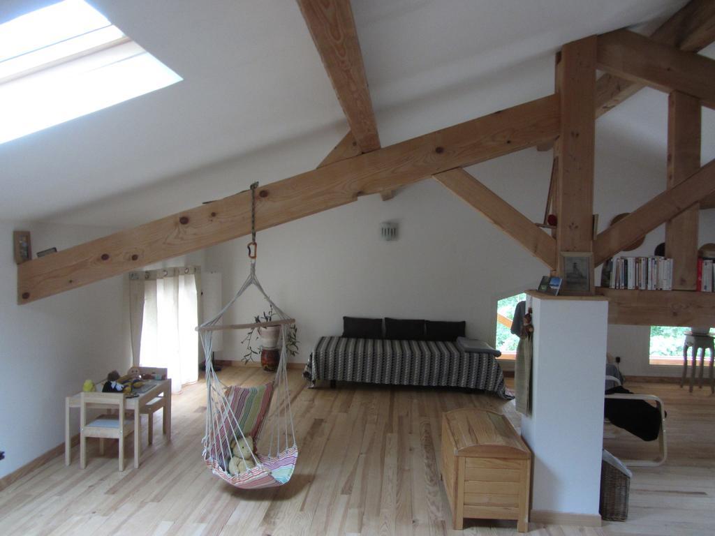 Les Cimes Bed & Breakfast Saint-Pierre-de-Riviere ภายนอก รูปภาพ
