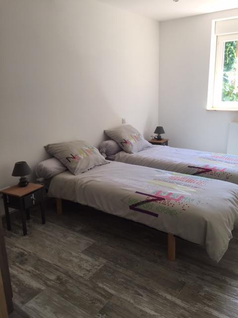 Les Cimes Bed & Breakfast Saint-Pierre-de-Riviere ภายนอก รูปภาพ